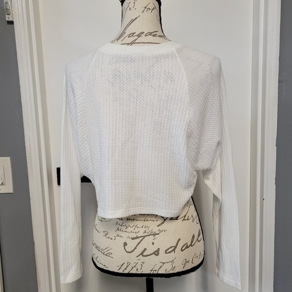 2/$16 Long Sleeve Waffleknit Cropped Thermal Tops White Pink XS-S - Picture 7 of 11